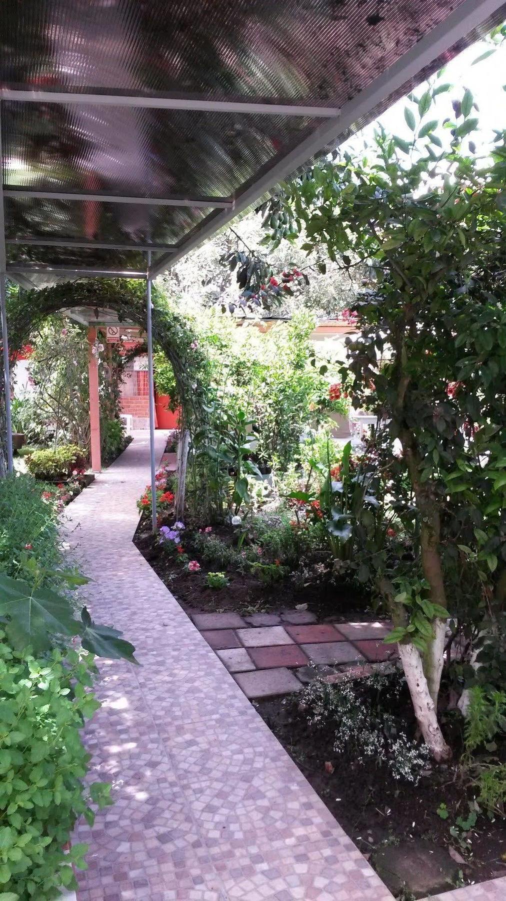 Hostal el Parque Tababela Exterior foto
