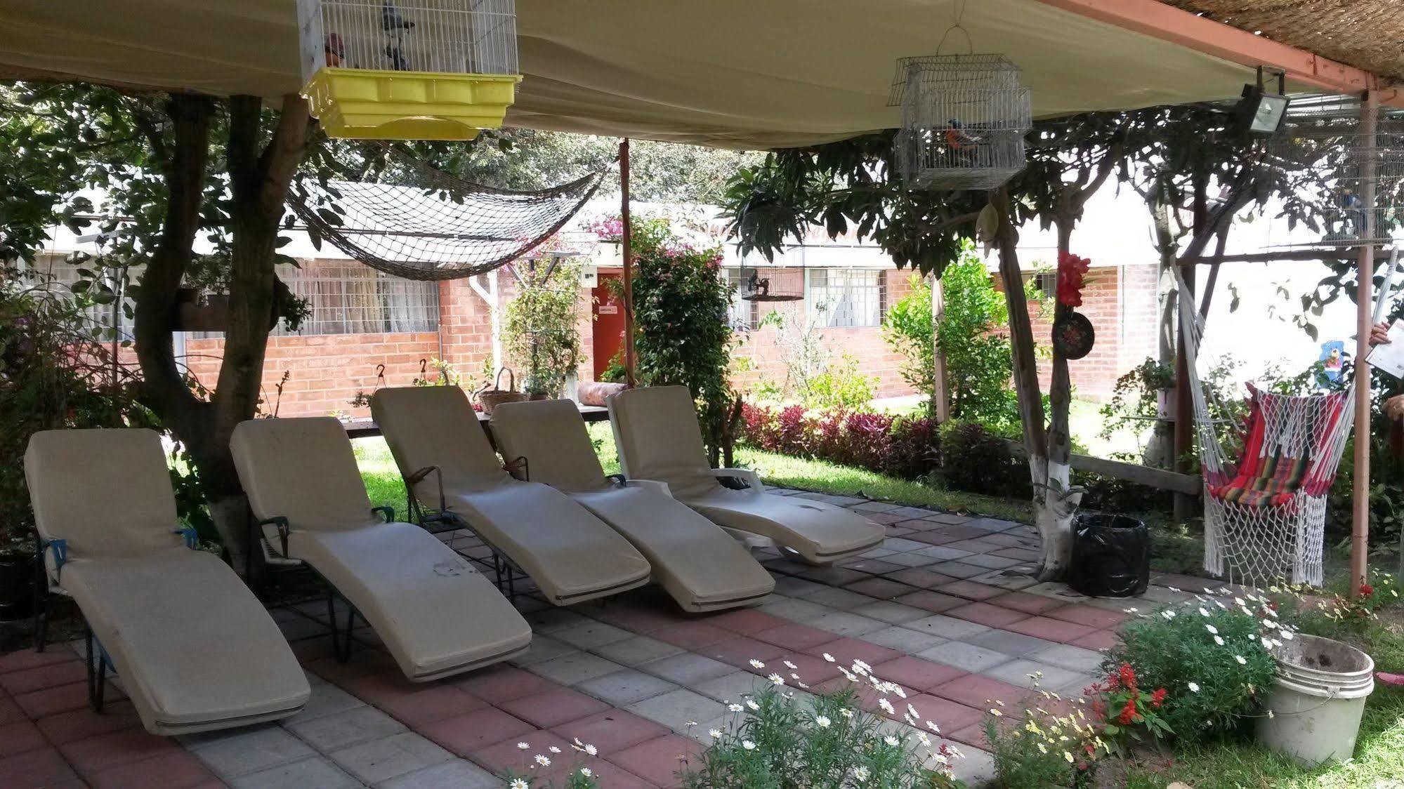 Hostal el Parque Tababela Exterior foto